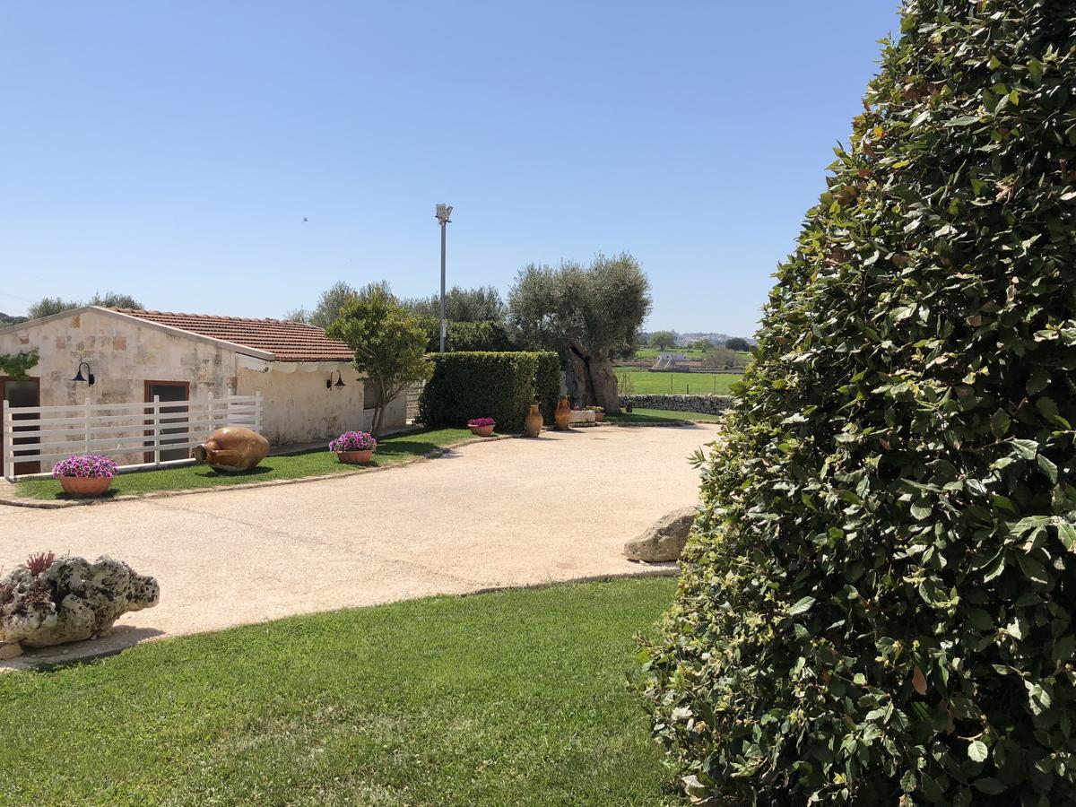 Masseria Madonna Dell'Arco Agriturismo Martina Franca Eksteriør billede